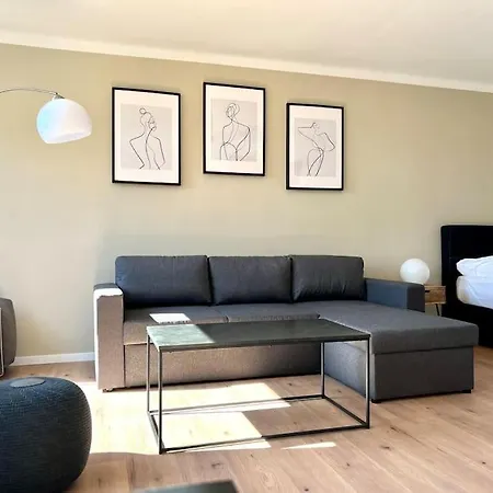 Grosszuegiges Stadtapartment An Der Flaniermeile * Κάσελ